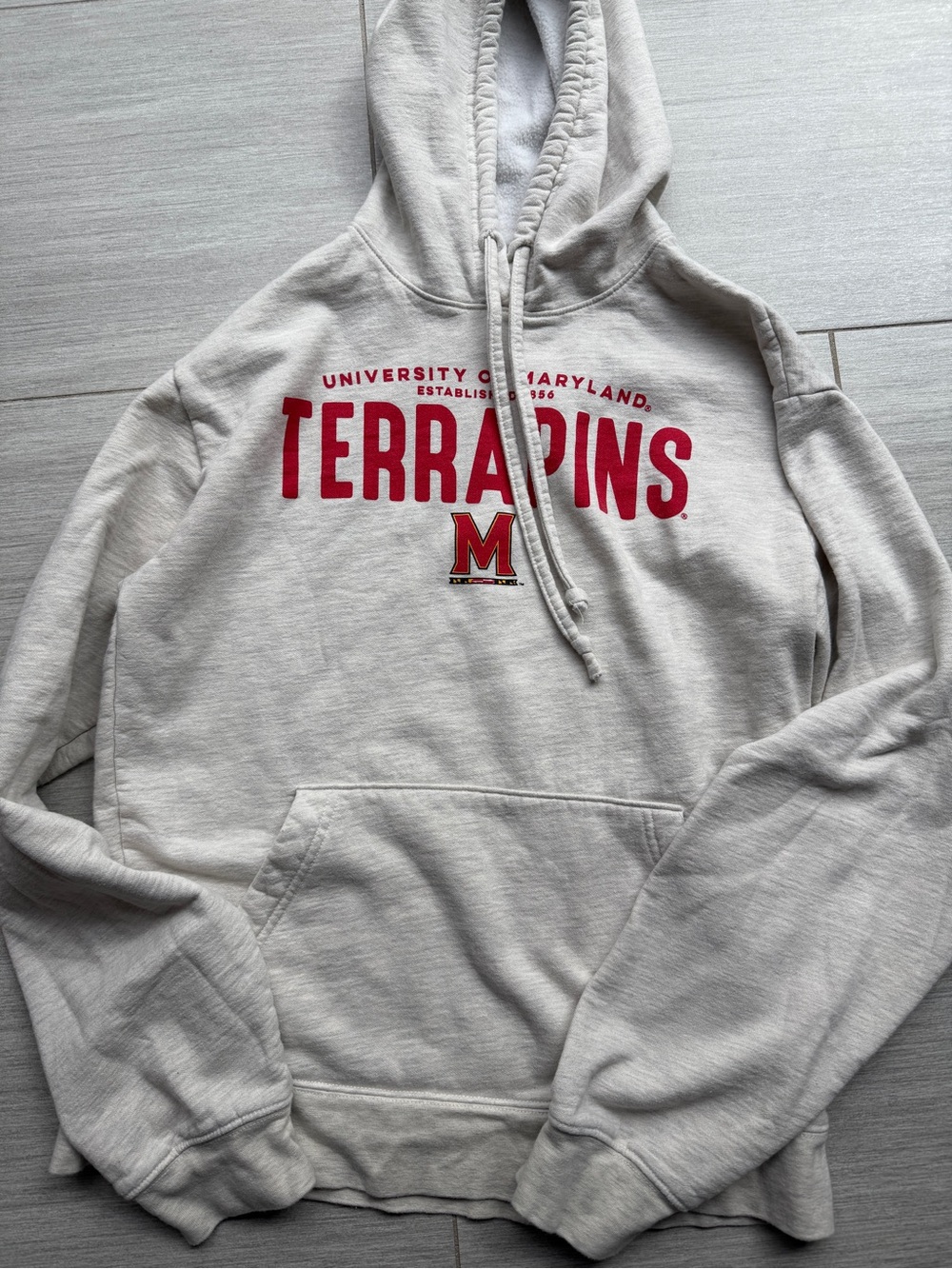 League Unwind Hoodie - Light Gray with Navy Print